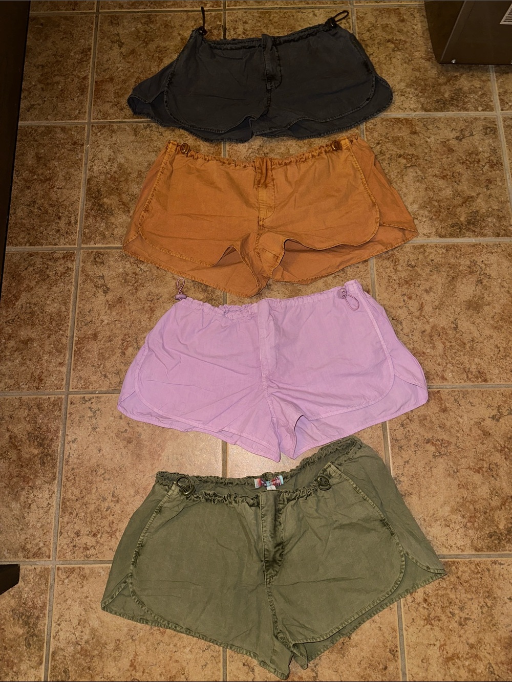 Please See Video Urban Outfitters Shorts Size Small (4)